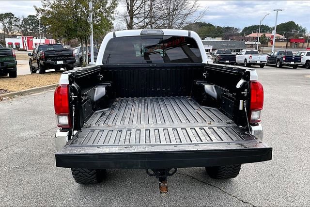 Used 2018 Toyota Tacoma SR5 image 30