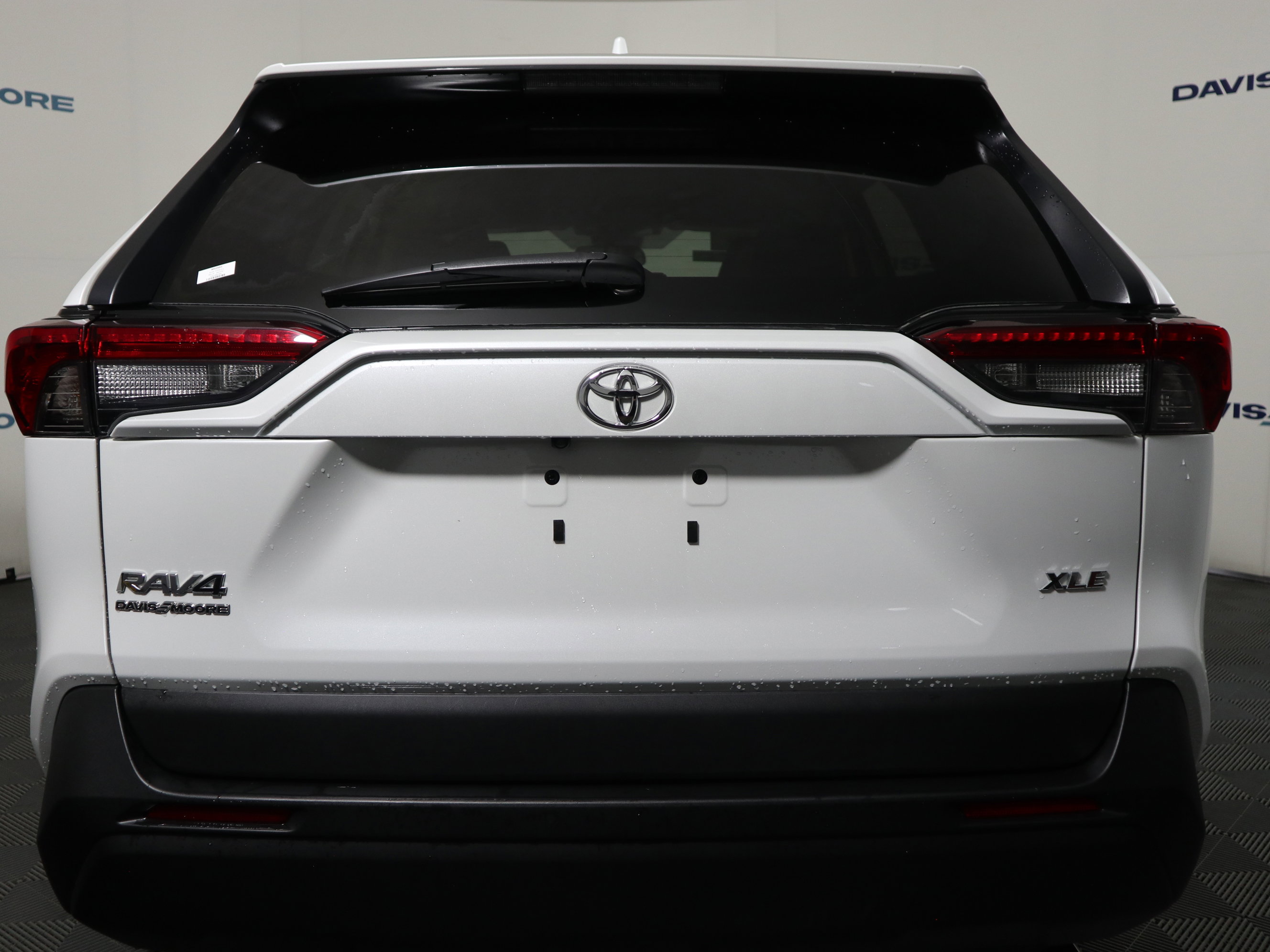 Used 2025 Toyota RAV4 XLE Premium image 7