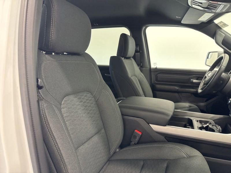 New 2026 RAM 1500 Express AWD/4WD image 8