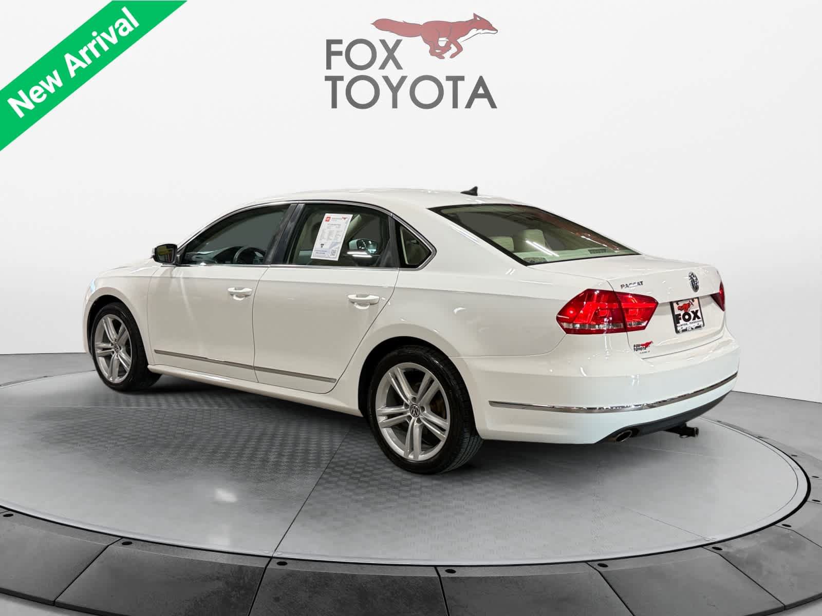 Used 2013 Volkswagen Passat TDI SE FWD image 4