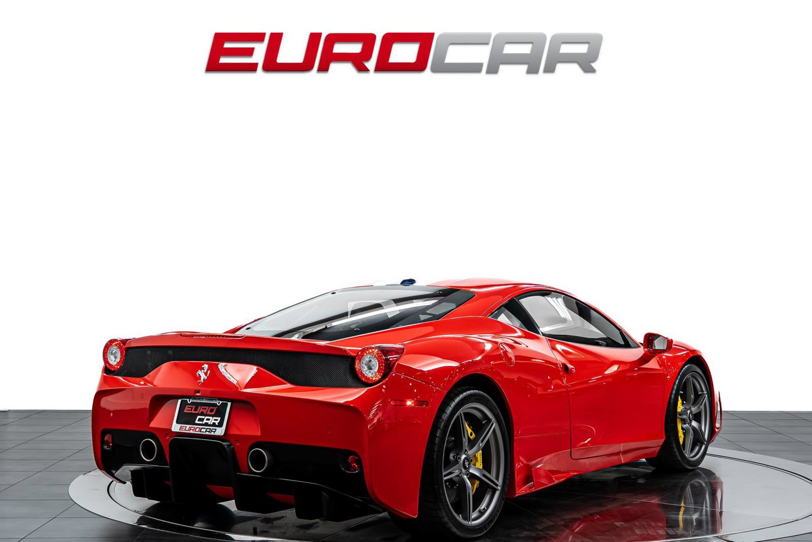 Used 2015 Ferrari 458 Speciale Coupe RWD image 5
