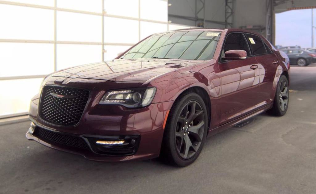 Used 2022 Chrysler 300 S RWD image 3