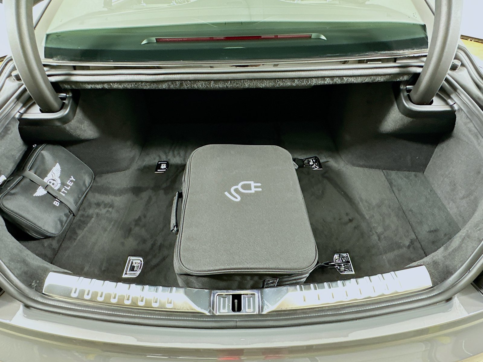 New 2026 Bentley Flying Spur V8 AWD/4WD image 44