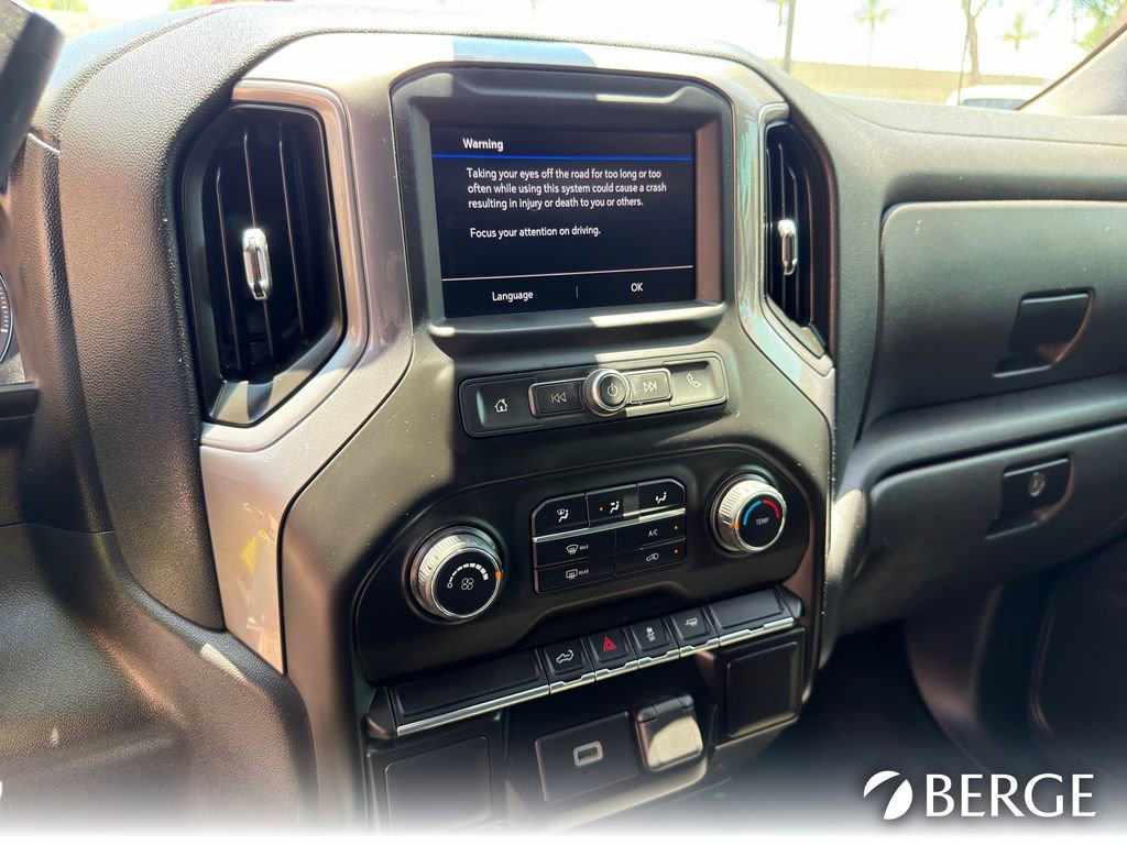 Used 2020 Chevrolet Silverado 1500 Custom w/ Custom Value Package RWD image 20