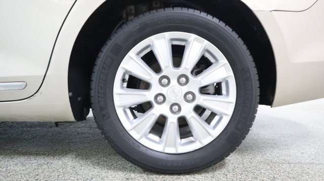 Used 2012 Buick LaCrosse Leather FWD image 19