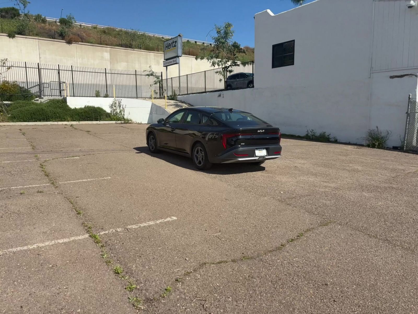 Used 2025 Kia K4 LXS image 16