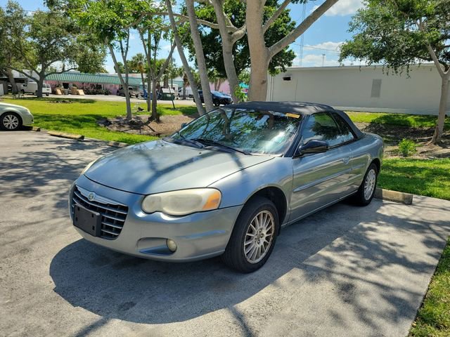 Used 2006 Chrysler Sebring Touring FWD image 2
