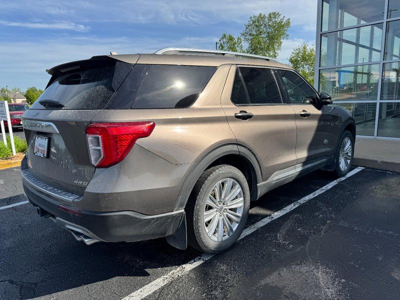 Used 2021 Ford Explorer King Ranch w/ Premium Technology Package AWD/4WD image 3
