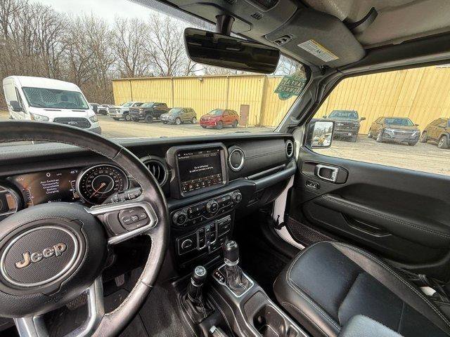 Used 2020 Jeep Wrangler Unlimited Sahara AWD/4WD image 22