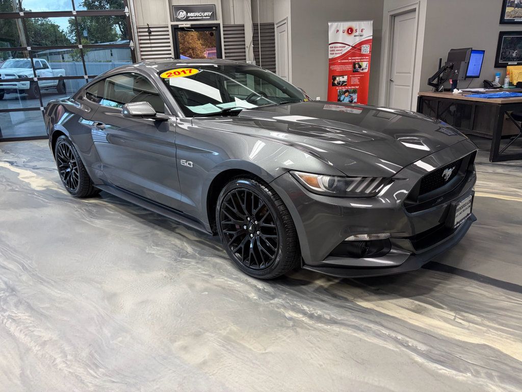 Used 2017 Ford Mustang GT w/ GT Performance Package RWD image 1
