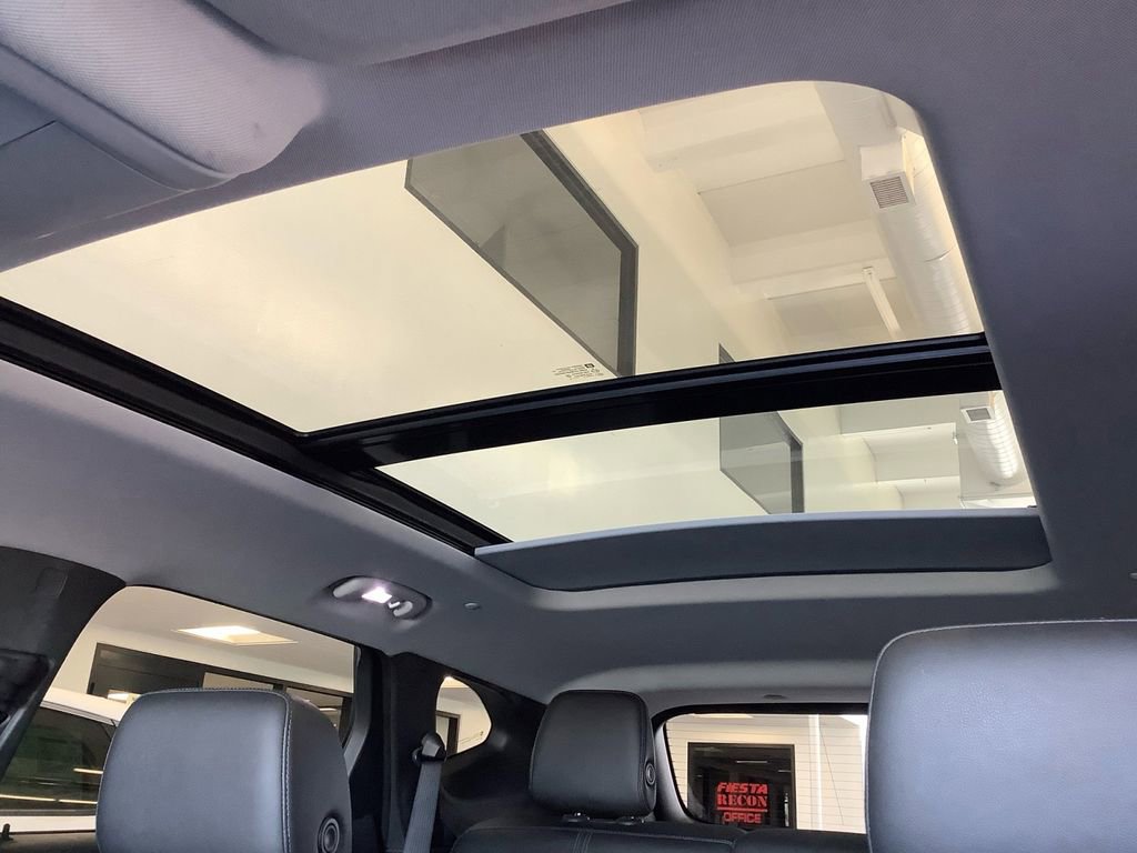 Used 2019 Chevrolet Blazer LT w/ Sun and Wheels Package image 25