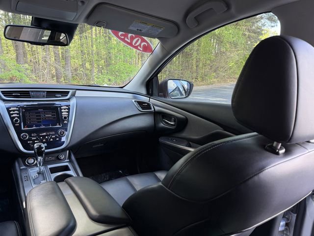 Used 2023 Nissan Murano SV AWD/4WD image 41