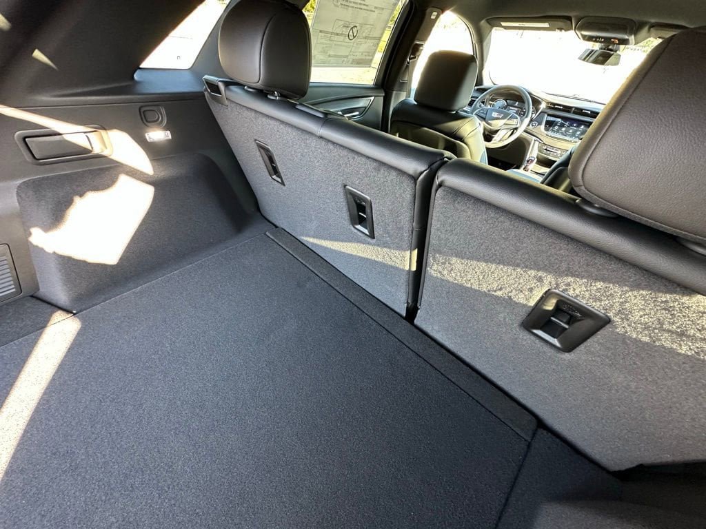 New 2026 Cadillac XT5 Luxury FWD image 15