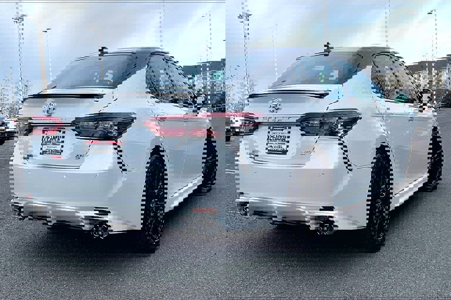 Used 2023 Toyota Camry XSE image 12