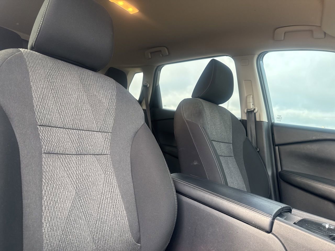 Certified 2024 Nissan Rogue SV image 27