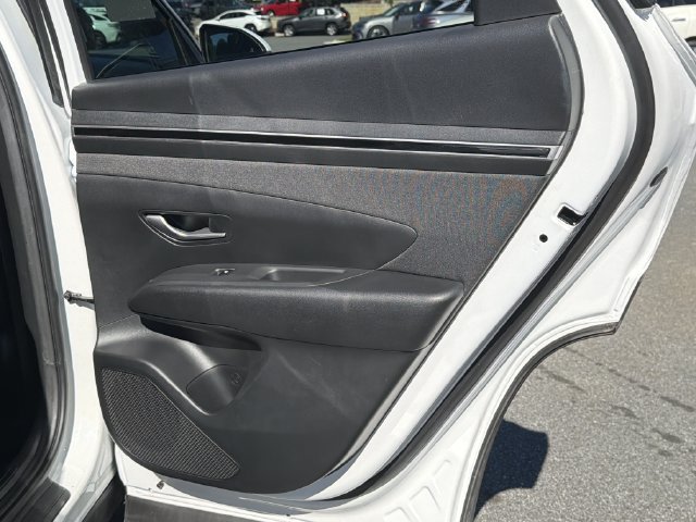 Certified 2024 Hyundai Tucson SEL w/ Convenience Package FWD image 19