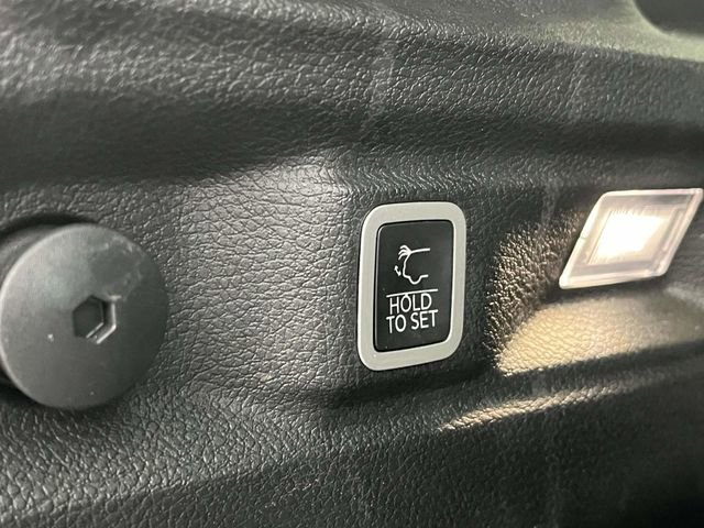 Used 2022 Jeep Grand Cherokee L Limited w/ MOPAR Finishing Package image 23