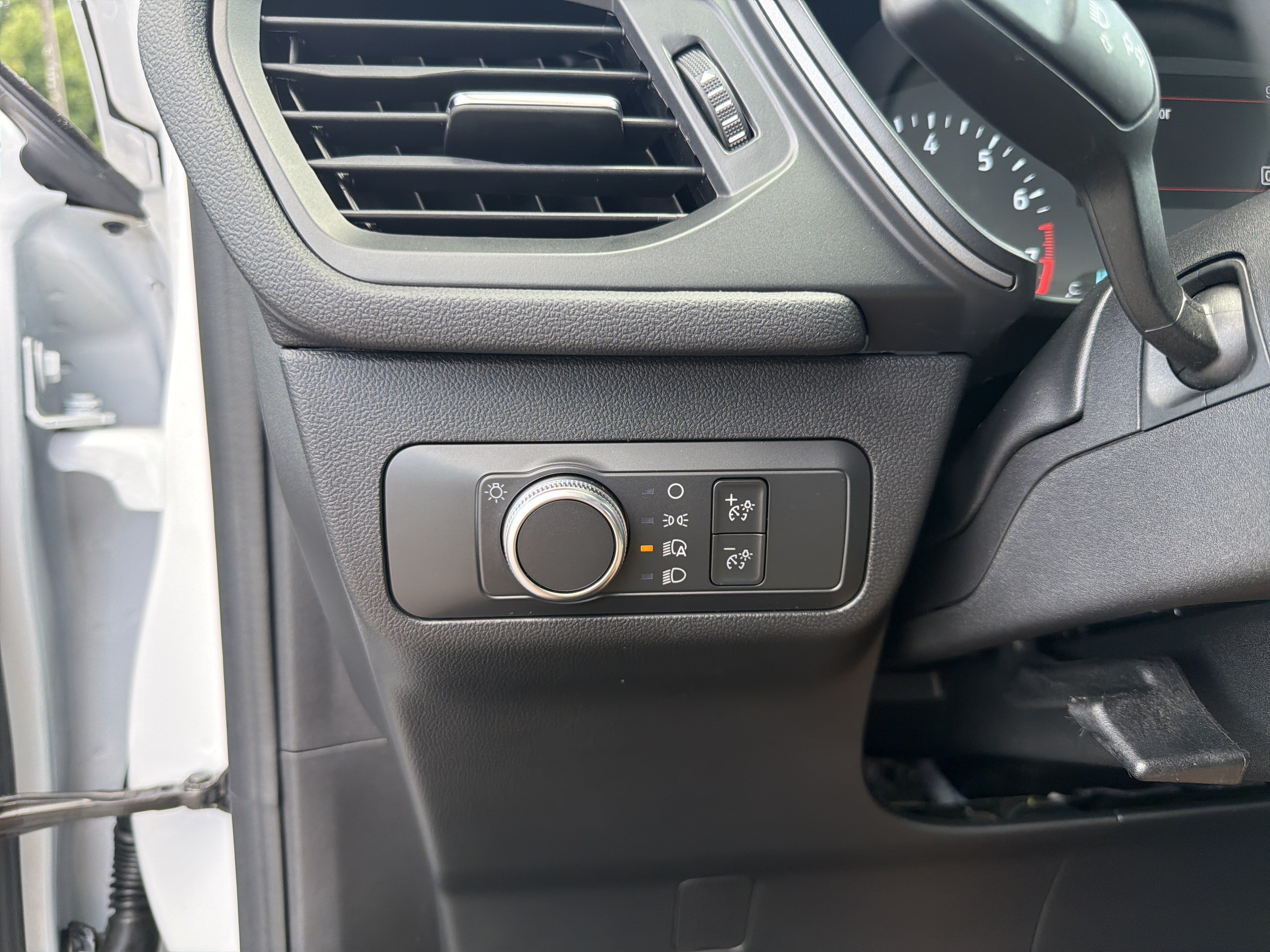 Used 2022 Ford Escape S FWD image 12