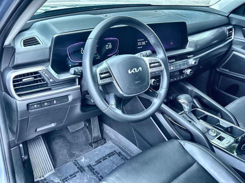 Certified 2024 Kia Telluride LX FWD image 13