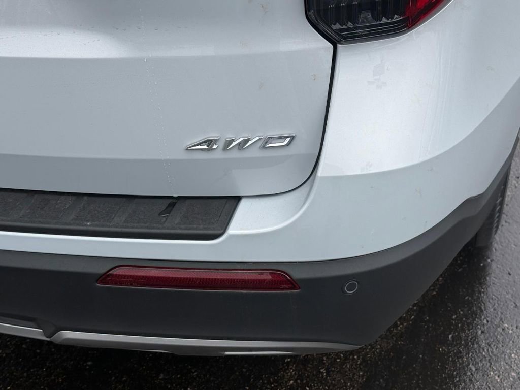 New 2026 Ford Explorer Active w/ Active Comfort Package image 4