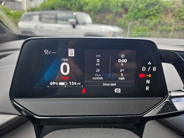 Used 2023 Volkswagen ID.4 S RWD image 9