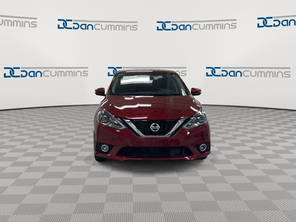 Used 2019 Nissan Sentra SR image 3