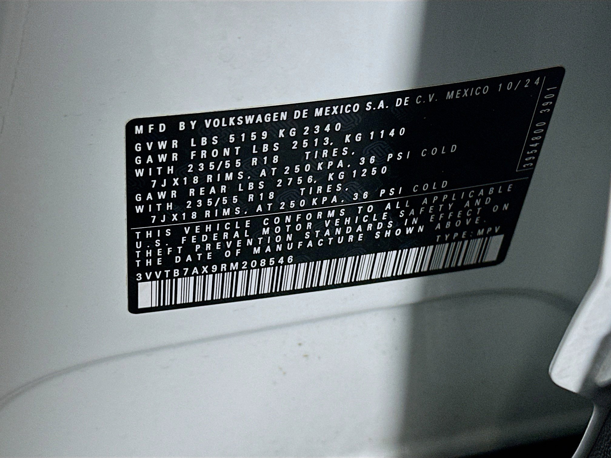 Used 2024 Volkswagen Tiguan Wolfsburg Edition image 12