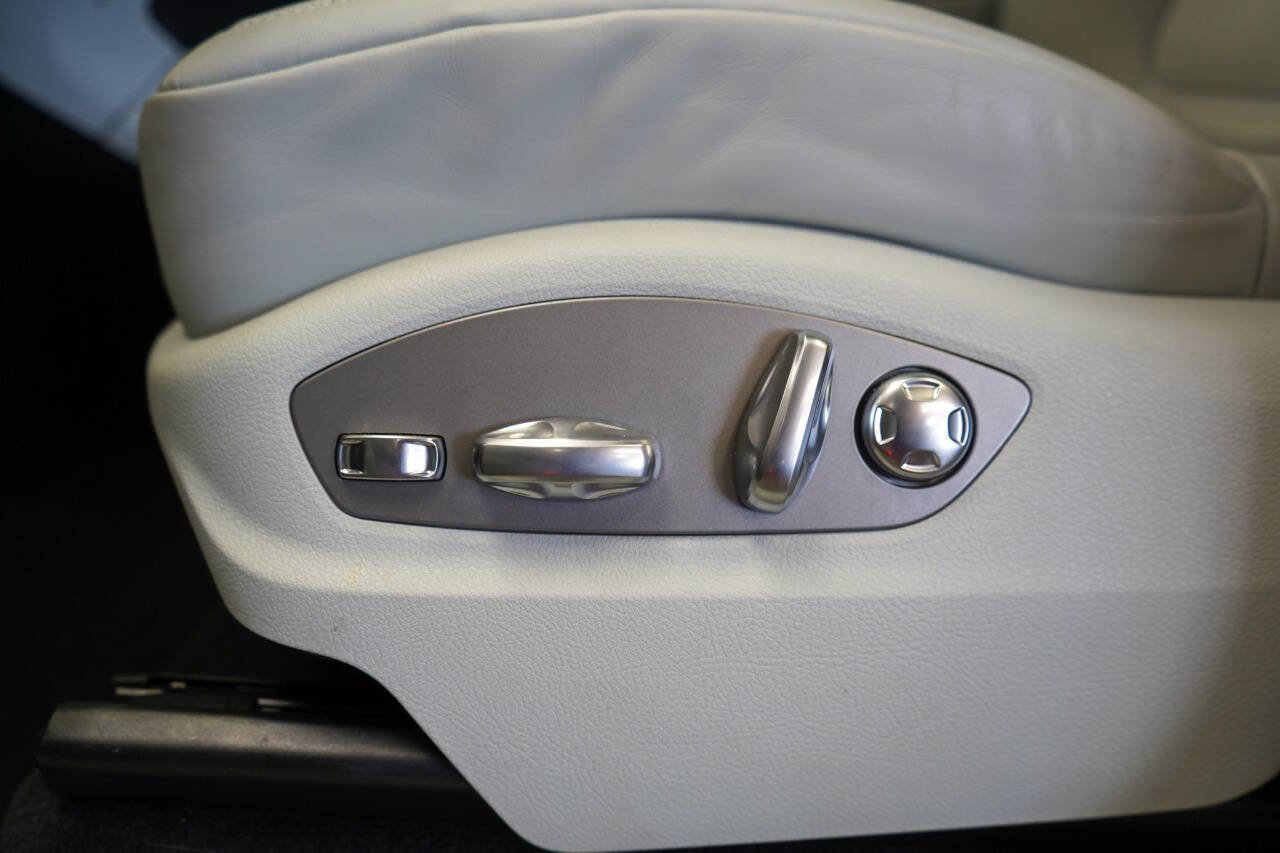 Used 2024 Porsche Macan image 47