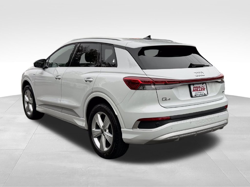 Used 2024 Audi Q4 e-tron Premium AWD/4WD image 5