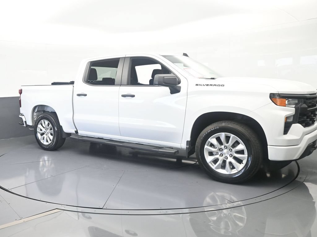 Used 2024 Chevrolet Silverado 1500 Custom RWD image 8