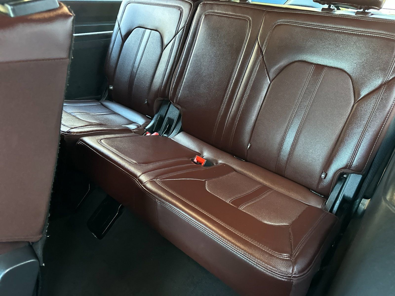 Used 2024 Ford Expedition Max Limited image 18