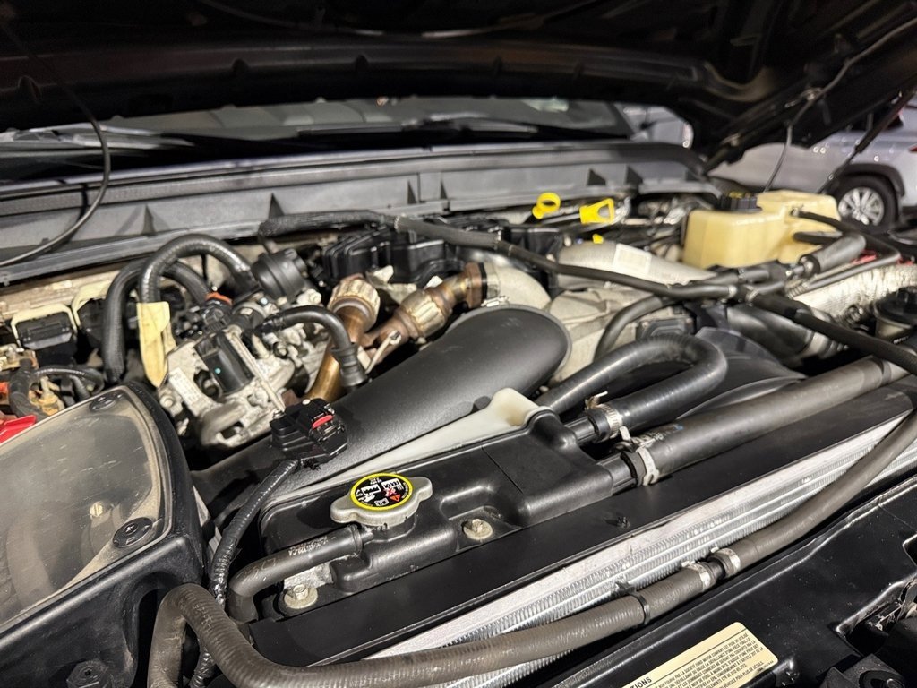 Used 2015 Ford F350 Lariat w/ Lariat Ultimate Package image 41