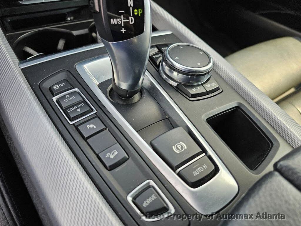 Used 2016 BMW X5 xDrive40e image 11