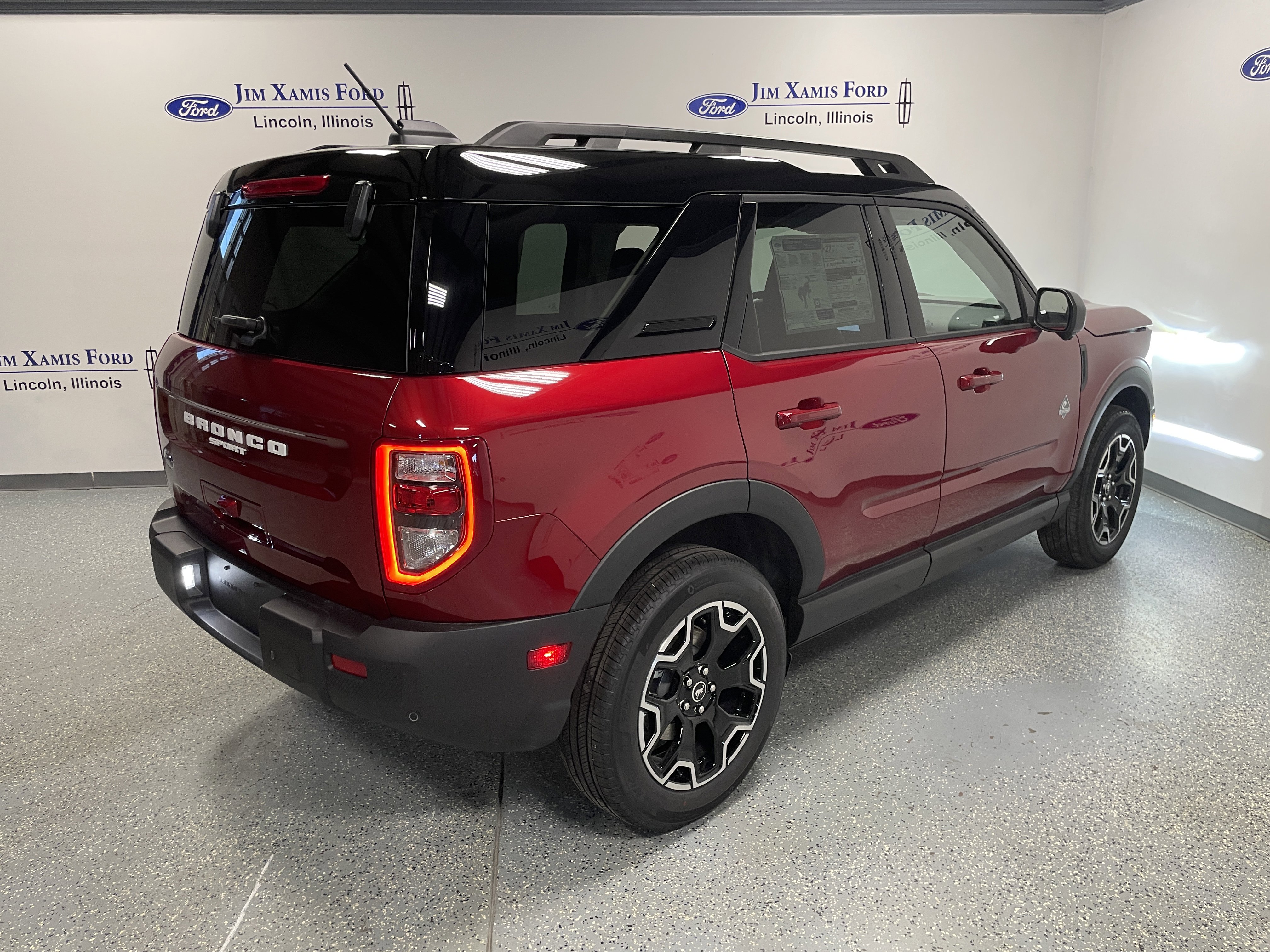 New 2025 Ford Bronco Sport Outer Banks w/ Outer Banks Tech Package+ image 6