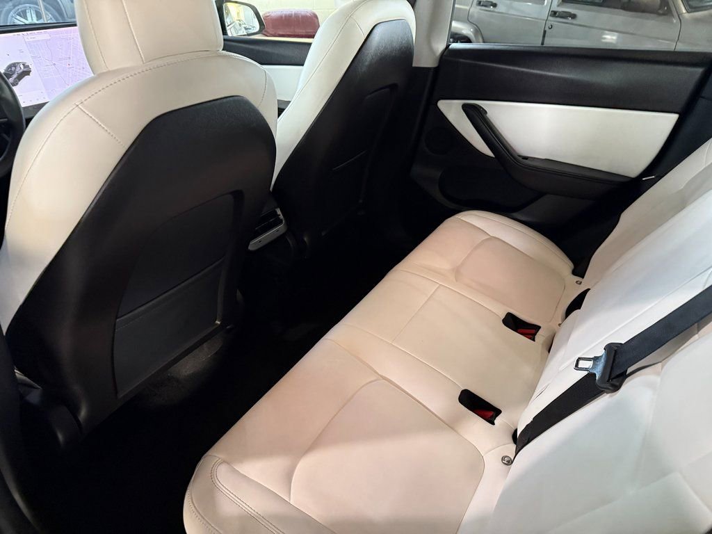 Used 2020 Tesla Model Y Long Range image 20