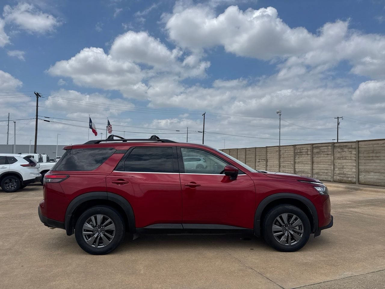 Certified 2023 Nissan Pathfinder SV w/ Lighting Package (N92) FWD image 23