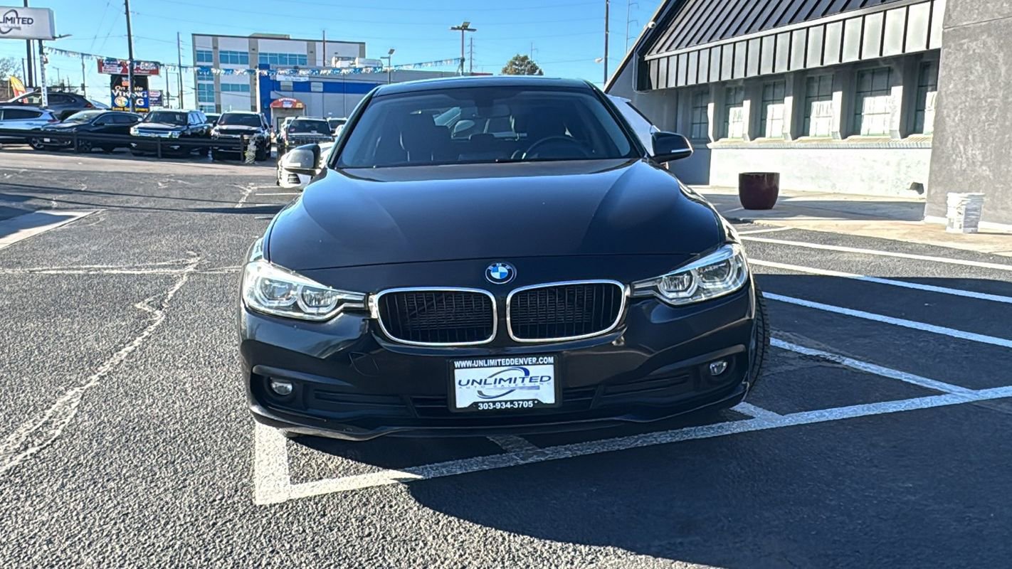 Used 2018 BMW 320i xDrive Sedan image 8