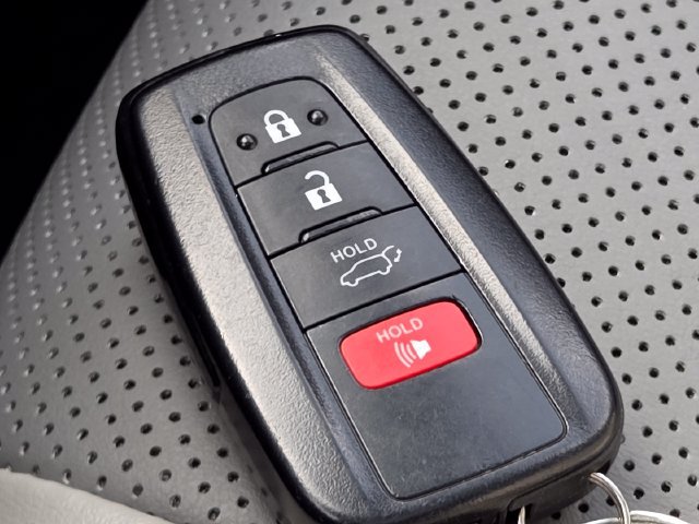 Used 2024 Toyota RAV4 Limited AWD/4WD image 37
