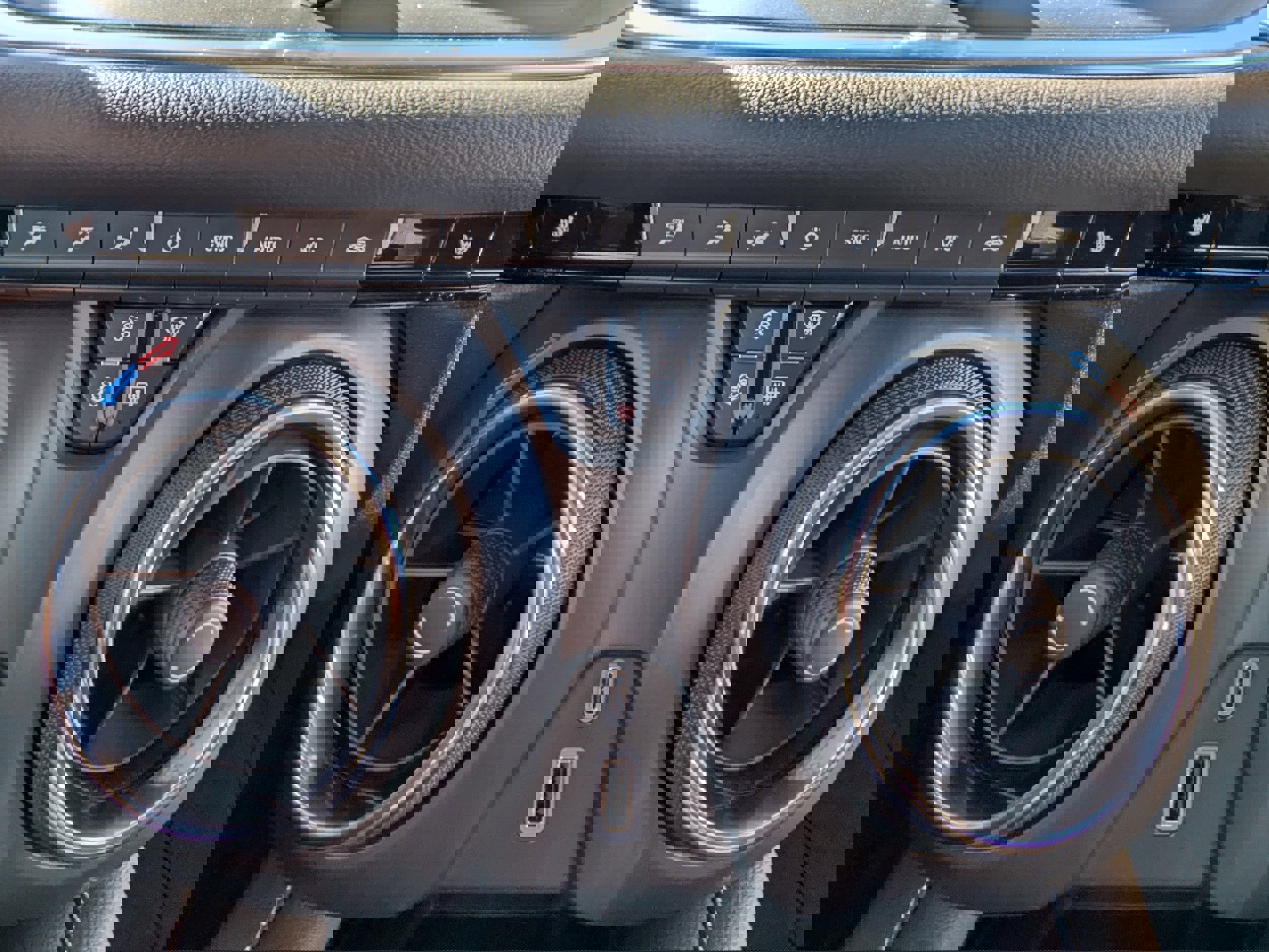 New 2025 Chevrolet Blazer LT w/ Convenience Package image 13