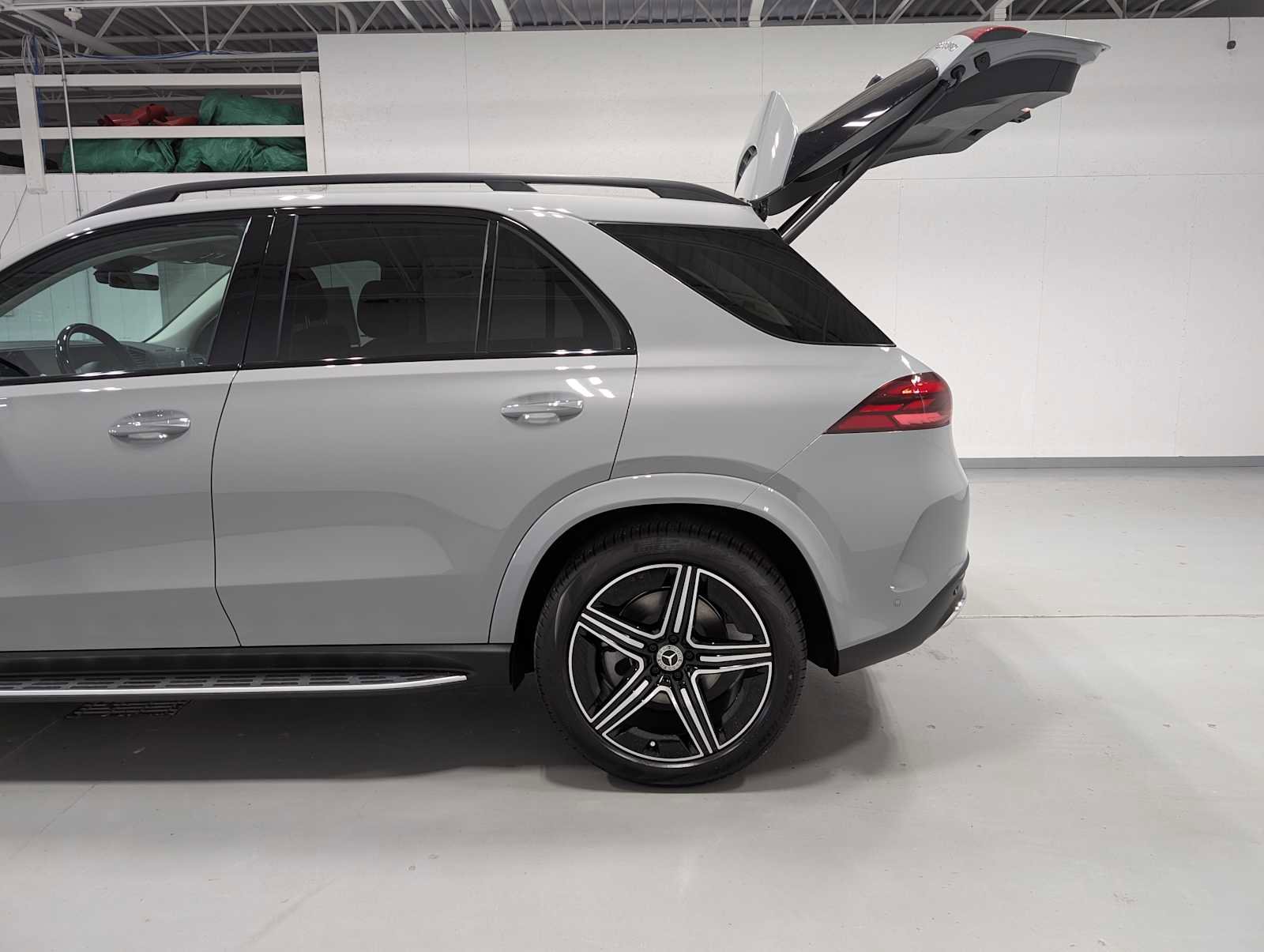 New 2026 Mercedes-Benz GLE 350 4MATIC image 9