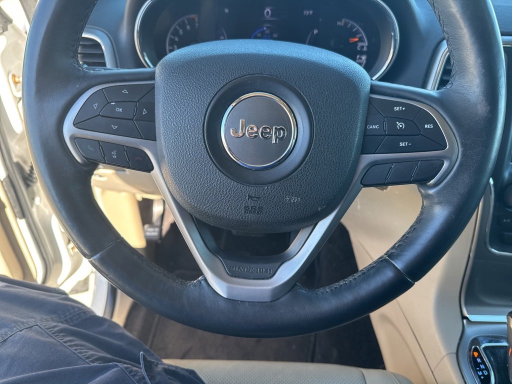 Used 2018 Jeep Grand Cherokee Limited w/ Luxury Group II image 24