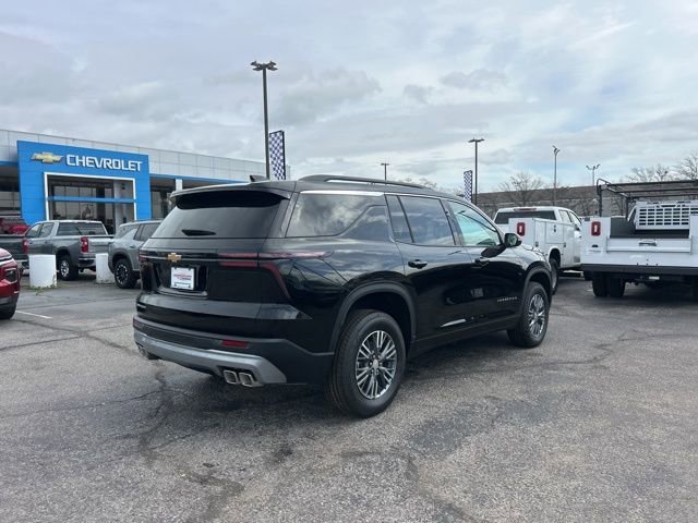 New 2026 Chevrolet Traverse LT image 3