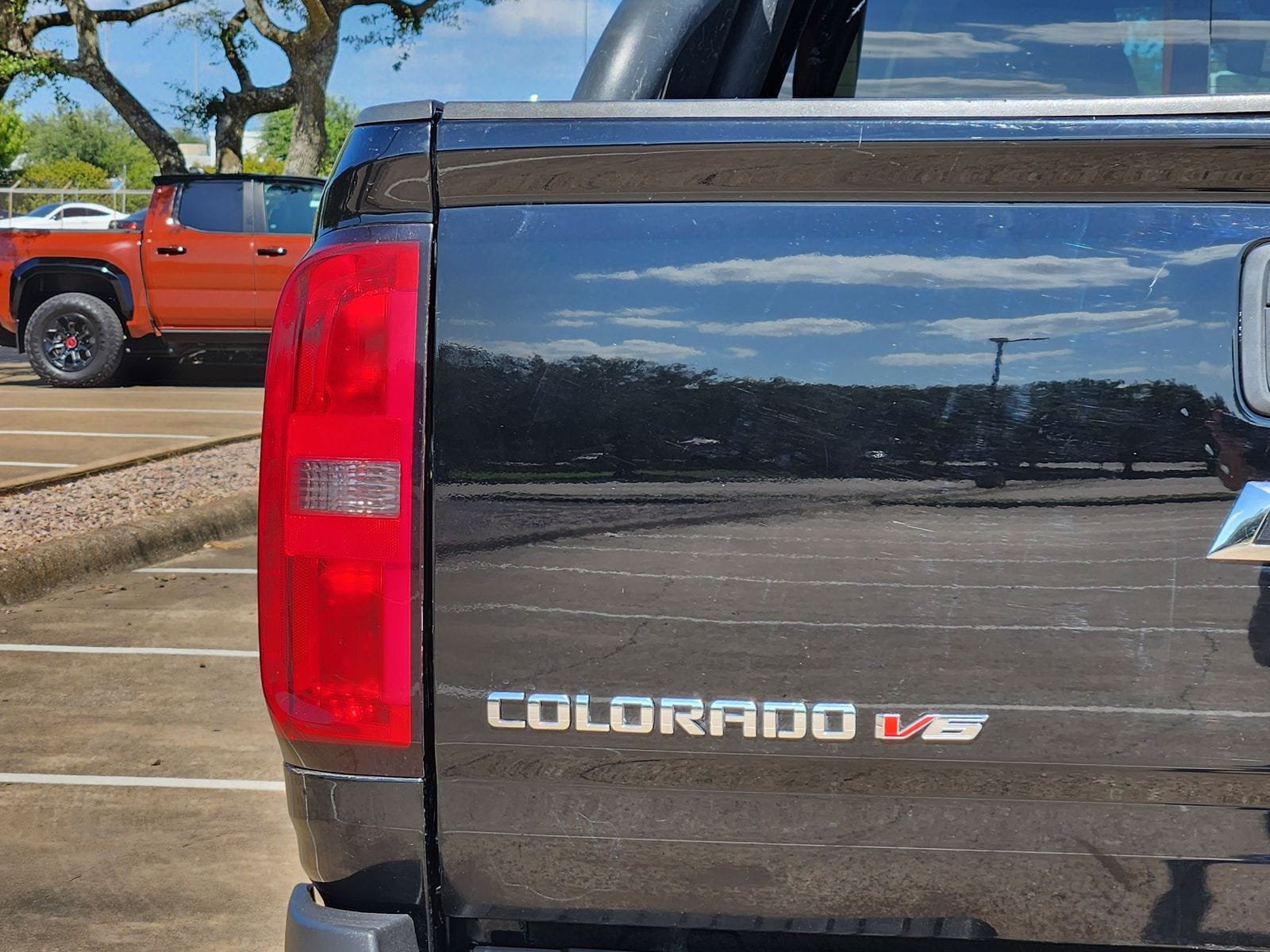 Used 2017 Chevrolet Colorado Z71 AWD/4WD image 15