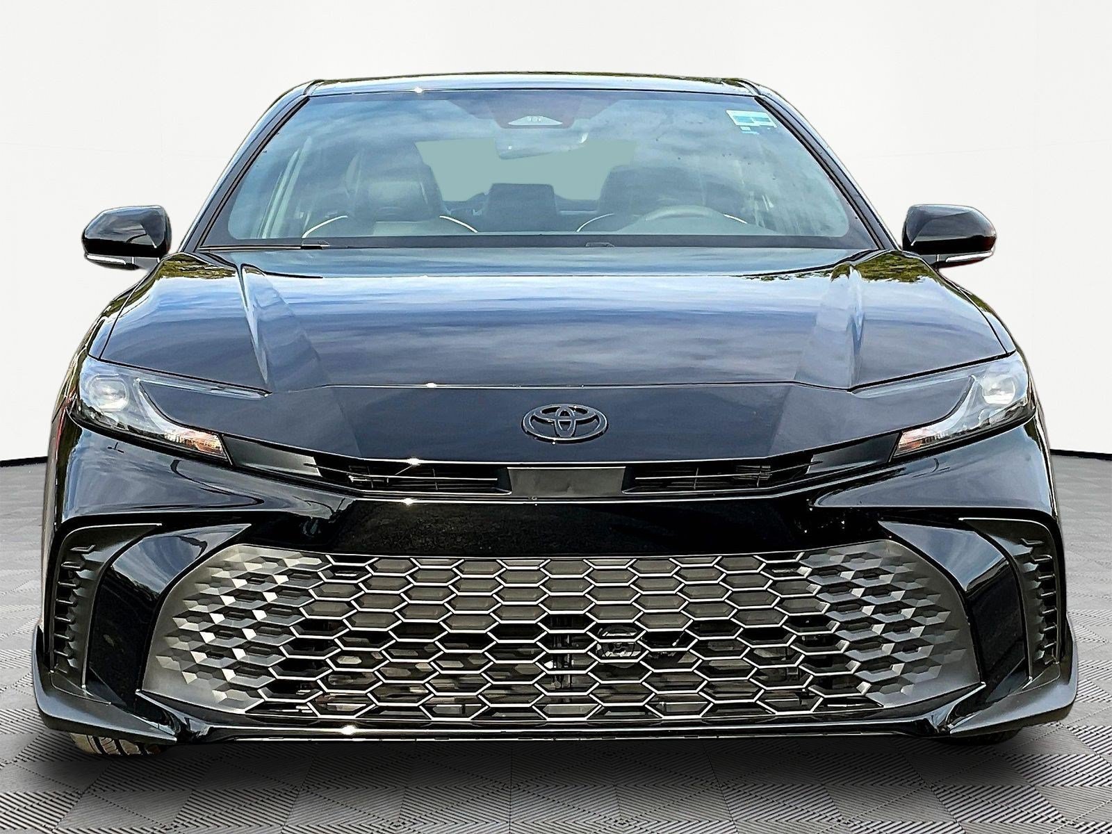 New 2026 Toyota Camry SE FWD image 2