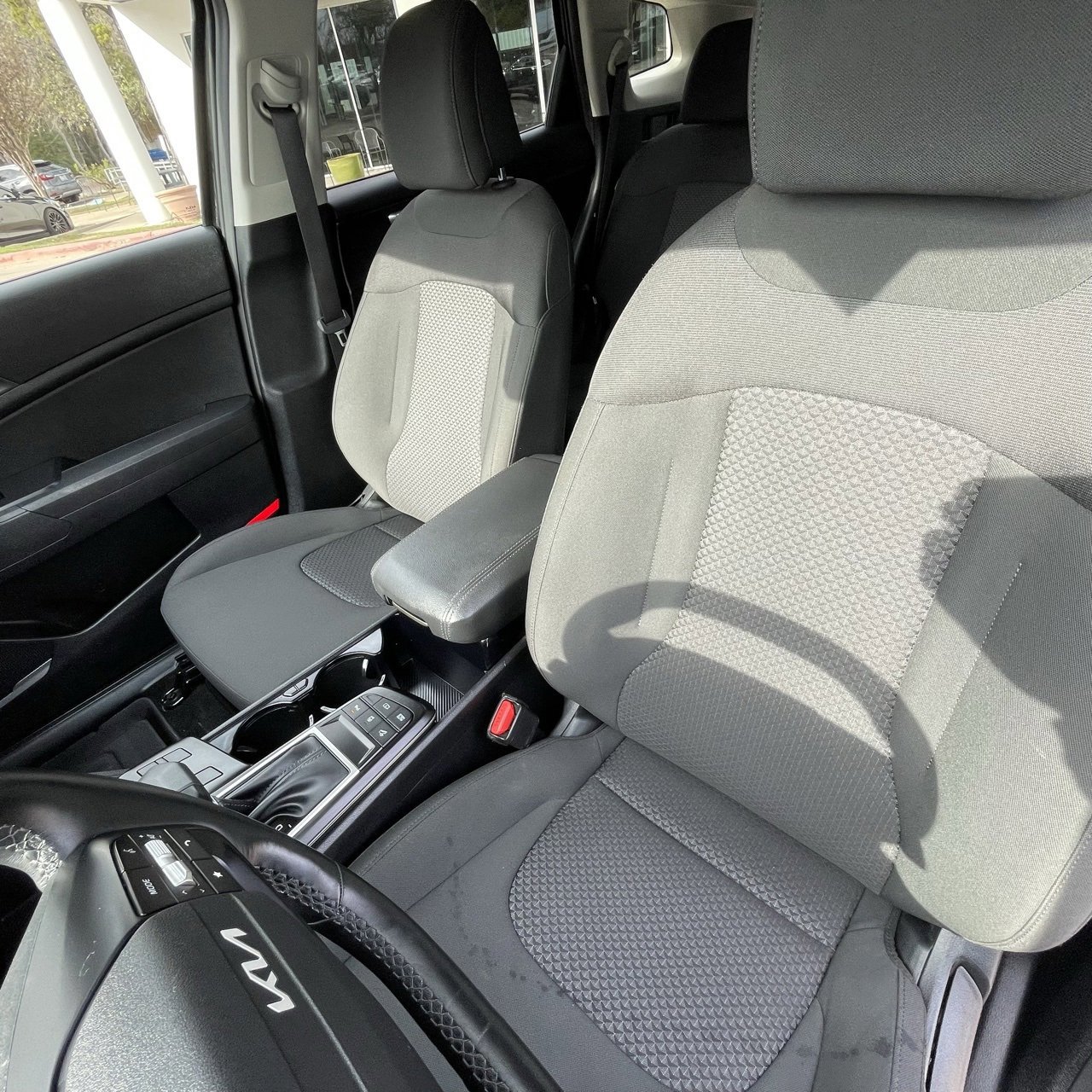 Used 2026 Kia Sportage LX image 21