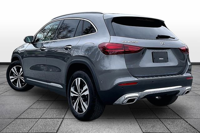 Used 2026 Mercedes-Benz GLA 250 4MATIC image 3