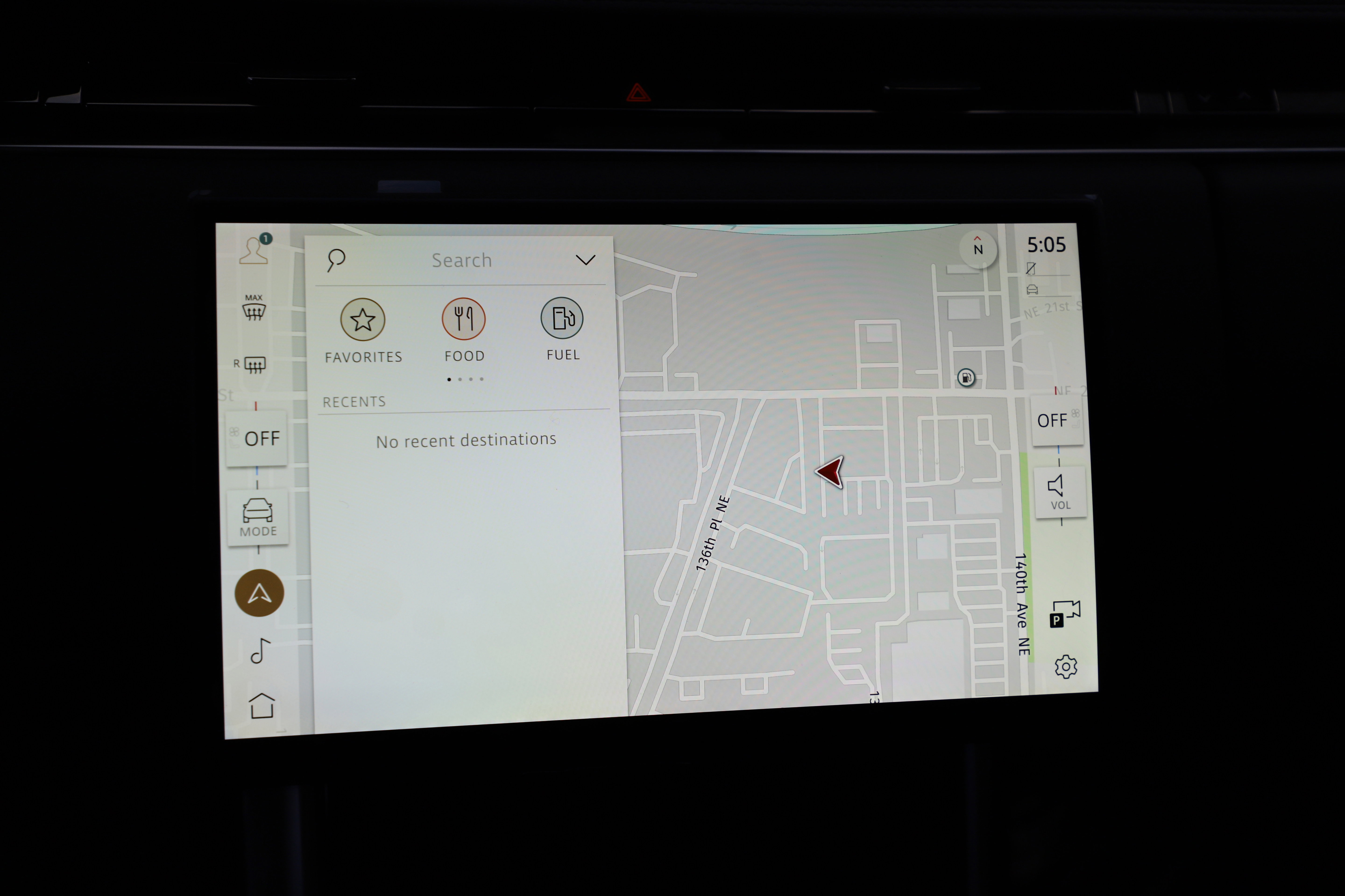 New 2026 Land Rover Range Rover Long Wheelbase SE image 22