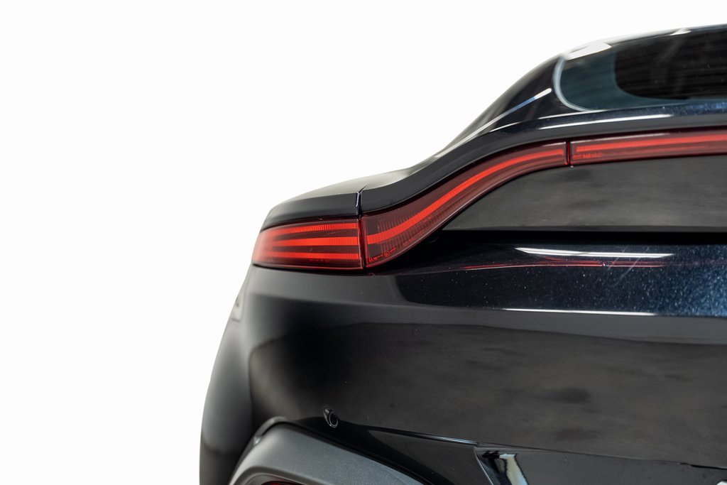 Used 2020 Aston Martin V8 Vantage Coupe image 13