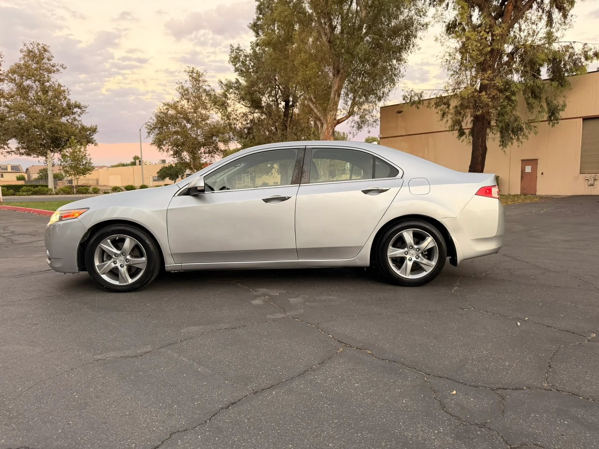 Used 2013 Acura TSX Sedan FWD image 7