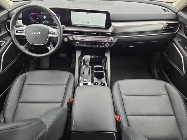 Used 2025 Kia Telluride LX FWD image 35